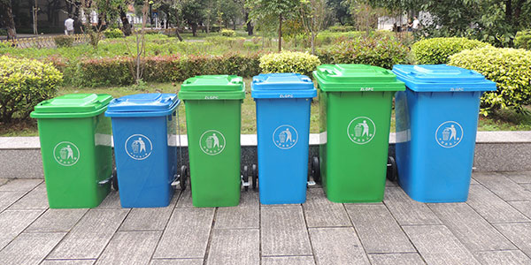 分类环保型垃圾桶